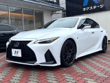 【TRDエアロ】人気のTRDエアロを装備!クルマの外観がよりスタイリッシュになり、街中で存在感あふれる1台に♪将来買い替える時にもリセールに影響しやすく、価値ある人気の装備です!