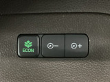 ★ECONスイッチ★ エコドライブを加速しよう!スイッチをONにすると、運転の仕方によるロスを抑え込み燃費をよくするようクルマが頑張ります(*^ー^*)燃費向上にチャレンジ♪