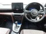 ぜひ展示車の運転席に座ってみてください。