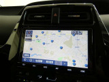 Bluetooth機能搭載の9インチナビです。TVも視聴できてナビの設定もタッチパネル式なので簡単に操作できます。