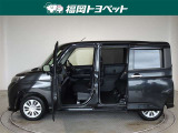 両側パワースライドドア付きだから、狭い駐車スペースなどでの 乗り降りラクラク!小さなお子さまのいるご家庭には嬉しい装備。