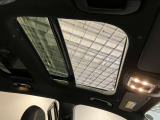 ブレーキ性能、乗り心地、デザイン全てにおいてご満足いただける足回りをメルセデスは具現化しております。