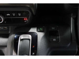 ECONボタンで低燃費モードに☆☆☆ECONスイッチを上手に使ってエコドライブ♪♪環境にもお財布にも優しい装備です☆☆☆