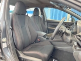 ドライバーによって運転しやすいポジションは異なり、あの車はどうなのか不安なこともありますよね。気になるお車は店頭で乗り込んでご確認いただけます♪