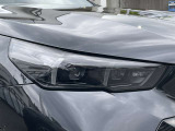 また、BMW正規認定中古車は、エマージェンシーサービスが自動付帯。24時間365日、皆様のカーライフをサポート致します。確かな安心のうえで、「駆けぬける歓び」をご堪能ください。
