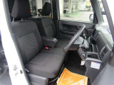 当店は車のプロ集団です。なにかお困りのことなどがございましたら、いつでもご相談ください。親切・丁寧をモットーに対応させて頂きます。