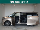 両側パワースライドドア付きだから、狭い駐車スペースなどでの 乗り降りラクラク!小さなお子さまのいるご家庭には嬉しい装備。