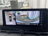 アラウンドビューモニター付きで車庫入れも楽々!