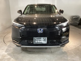 車の個性が最も現れるフロントデザイン。バランスの取れたフォルムは飽きが来ず、毎日のドライブを誇らしい気持ちにさせてくれる美しさです