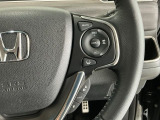 【アダプティブ・クルーズ・コントロール】予め設定した車速内でクルマが自動的に加減速。 前走車との適切な車間距離を維持しながら追従走行し、高速道路でのドライバーの疲労を軽減してくれる嬉しい機能付♪