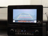 バックモニターを装備しています。車庫入れ時等に車両後方が確認出来るのでとても便利です。