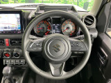 【純正革巻きステアリング】上質な革を使用することで、手にしっかり馴染みとても運転しやすいハンドルです♪