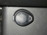 【充電用USB端子】デバイスの充電に便利です。※実際の接続端子は写真で確認or店舗までご気軽にお問合せください♪