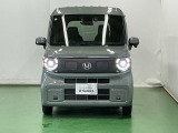 LEDヘッドライトを装備しています。LEDヘッドライトはとても明るく、雨の日や夜間走行も安全・安心です。オートライトコントロール付きで周囲の明るさに応じて自動で点灯・消灯します