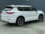 アウトランダー PHEV 2.4 P 4WD