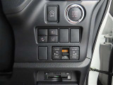 両側電動のスライドドアで楽々スムース!運転席からも開閉の操作もできます♪キーのスイッチひとつで自動開閉できる便利な機能もついてます♪
