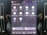 タッチスクリーン式の大型センターディスプレイ。各機能を直感的にコントロールできます。