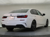 一目で伝わるBMW特有のスポーティーなプロポーションは、BMWの走行性能を生み出すのに欠かせない要因の一つです。細部まで拘りぬいたお車をぜひ一度ご覧ください!