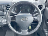 【純正革巻きステアリング】上質な革を使用することで、手にしっかり馴染みとても運転しやすいハンドルです♪
