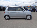 お車は買って終わりではありません。なぜなら車は壊れないという事がないからです。「安さ」だけでなく「安心」=購入後の点検・修理・トラブル対応こそ私達の強みです。