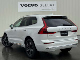 良質なスカンジナビアンデザインに全身を包まれたXC60には、控えめながら自信に満ちた、歴然とした美しさが備わっています。伝統のテールランプデザインは、変わらず安全へのこだわりが見てとれます。