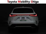 リヤのコンビネーションランプは後続車からも確認しやすいデザインです。