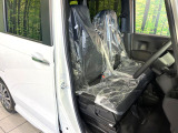 もちろん車内はキレイです♪よりクリーンな状態をキープしたいお客様には『ナノゾーンコート』がおすすめ!新型コロナウイルス対策や、除菌・消臭に効果を発揮し多くの方にご好評いただいております。