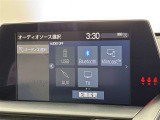 ブルートゥースに接続することにより、スマホに入ったお気に入りの音楽を車内で楽しむことができます♪あると本当に便利な機能になっています!
