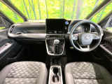 ヴォクシー 1.8 ハイブリッド S-Z 
