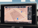 ●純正ナビ:一体感のあるナビは、高級感ある車内を演出してくれます。オーディオ機能も充実しておりますので、運転もより楽しめます♪
