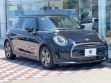 ●当店では第三者機関による車両品質鑑定を導入し、修復歴車を排除。鑑定書が発行されますので、ぱっと見ただけでは分からない箇所まで納得した上でご検討いただけます。※一部未実施の場合がございます。