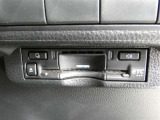 ナビ連動タイプのETC車載機です。ナビゲーションと連動してくれますのでカード未挿入を知らせてくれるなど便利な機能が追加されています。