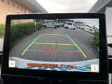 いまや必須装備「ナビゲーション」搭載!知らない場所にスイスイッとドライブ。もう、これなしではハンドルを握れませんね!でも運転中の操作は危険ですのでご注意ですね☆