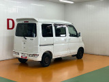 右後ろから