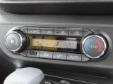 オートエアコンで車内はいつでも快適です♪