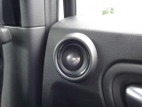 ★メーカーオプション・プレミアムオーディオ10スピーカー!10個のスピーカーを車内全体に最適配置!高性能Pioneer製アンプを採用ヴェゼル専用に設計・チューニング!