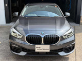 また、BMW正規認定中古車は、エマージェンシーサービスが自動付帯。24時間365日、皆様のカーライフをサポート致します。確かな安心のうえで、「駆けぬける歓び」をご堪能ください。