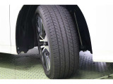 タイヤサイズ 235/50R18。