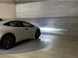 LEDヘッドランプです。十分な明るさを保ちつつも消費電力が少なく、バルブ寿命も長いのが特徴です。瞬時にMAXの光量を発揮するのもLEDならではです。