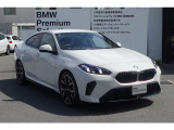 ホイールベースを長くし、直進安定性を確保するとともに、ショートオーバーハングで取り回しのしやすい設計となっております。