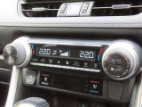 オートエアコンで車内はいつでも快適です♪