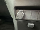 シガーソケット用の充電器が使用可能です!