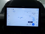 10.5インチのディスプレイオーディオ装着です。スマホとの通信で様々なサービスが楽しめます。TV視聴にも対応しています。