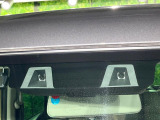 【スズキ セーフティサポート】走行中に前方の車両等を認識し、衝突しそうな時は警報とブレーキで衝突回避と被害軽減をアシスト。より安全にドライブをお楽しみいただけます。