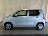 ■中古車だけではなく新車の販売・オリジナル設定も可能です。トヨタ、日産、ホンダ、スバル、ダイハツ、スズキ、マツダ、三菱の各社を取扱い。H24年度はスバル店の新車販売台数全国1位を獲得しました。