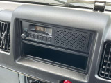 AM/FMラジオチューナーになります。日産純正のナビゲーションやオーディオ機器のお取り扱いをしていますので是非ご相談ください。