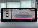 狭い場所での駐車やすれ違いなどでより的確な運転操作に役立つ360&deg;ビューモニターが装備されています。