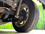 お車を安心してお乗りいただく為には、足回りの定期点検が欠かせません。サービスサポート(有償保証)では無料点検もご提供しており、安心のカーライフをお過ごしいただけるサポート体制が整っています。
