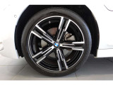 お車の詳細等はお気軽にBMW正規ディーラー Osaka BMW BPS姫里までお問い合わせくださいませ。スタッフ一同、お待ちしております。0078-6002-582225