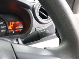 <AUTOライト>周囲の明るさをセンサーでキャッチして、ヘッドライトを自動的に点けてくれる賢い機能です!